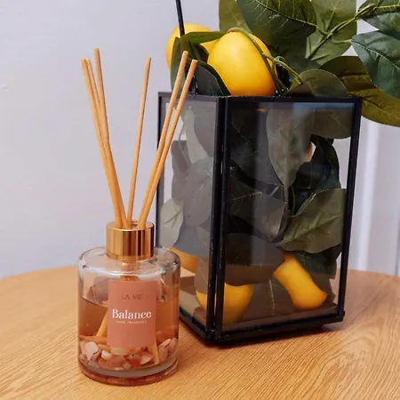 Vivid & Red - Netflix - - Wifi - 4 Person アパート エッセン