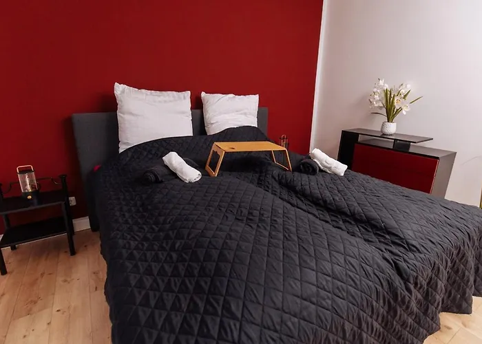 Vivid & Red - Netflix - - Wifi - 4 Person Lejlighed Essen